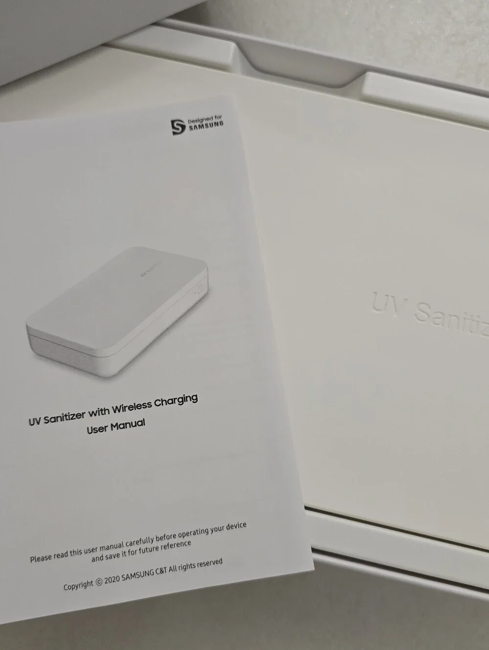 UV Sanitizer with Wireless Charging White